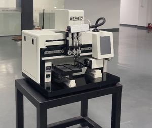 Yubang Fortschrittliche Mini 5-Achsen Schmuckfassungsmaschine |   Automatische Diamant-Wachsstein-Einlage für Ringe, Anhänger, Armbänder und Sockel - Product Image 1