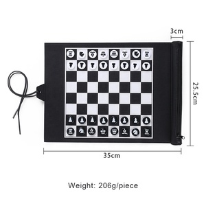 2023 di lusso portatile in pelle Roll da viaggio a <span class=keywords><strong>scacchi</strong></span> Set di giochi da tavolo per adulti Design personalizzato del produttore di giochi da tavolo - Product Image 2