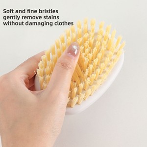 Brosse de nettoyage multifonctionnelle GREENSIDE <span class=keywords><strong>Five</strong></span> Thousand <span class=keywords><strong>Seventy</strong></span>-<span class=keywords><strong>Five</strong></span> en plastique souple avec manche pour le linge, les chaussures et la maison - Product Image 3