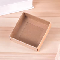 Boîte d'emballage coulissante en gros en papier kraft avec fenêtre transparente, petite boîte cadeau de boutique avec manchon en PVC dépoli