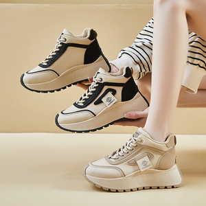 Nouvelles chaussures de sport décontractées pour femmes, idéales pour la course à pied et les étudiantes - Product Image 1