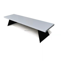 Banc d'extérieur avec base en métal et plateau en béton, stable, banc rectangulaire en béton avec patins réglables