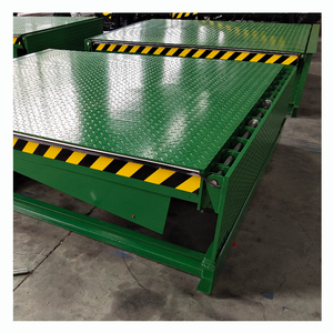 Nouveau niveleur de quai de chargement stationnaire plate-forme de chargement chariot élévateur de cargaison de déchargement 2-20tons capacité <span class=keywords><strong>rampe</strong></span> de quai - Product Image 2