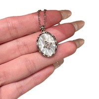 Colliers pendentifs en nacre pour femmes américaines