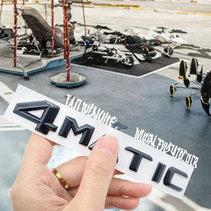 Nouveaux autocollants de logo de voiture 3D ABS chromés 4MATIC pour <span class=keywords><strong>Mercedes</strong></span> C63 C200L, emblèmes de <span class=keywords><strong>coffre</strong></span> arrière, nouveaux badges de <span class=keywords><strong>coffre</strong></span> arrière 3D ABS chromés - Product Image 2