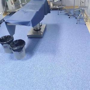 Rollos de suelo de vinilo homogéneos de fácil mantenimiento y limpieza Suelo de PVC para hospitales Suelo de vinilo para oficinas comerciales de grado superior - Product Image 4