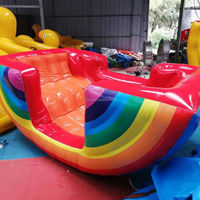 Bateau à bascule gonflable personnalisé multicolores à thème populaire en Corée pour enfants et adultes 4 places
