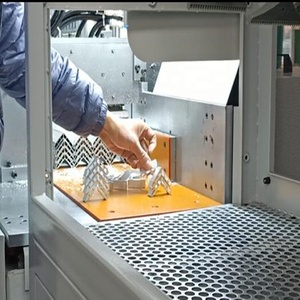 Scie à découper en aluminium avec support, précision zéro point un millimètre pour la fabrication de portes et fenêtres et le traitement des métaux - Product Image 4