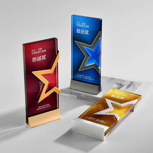 Trofeo de Cristal y Metal de Alta Gama Personalizado para Premio al Empleado Creativo Destacado en Reunión Anual Corporativa - Product Image 2