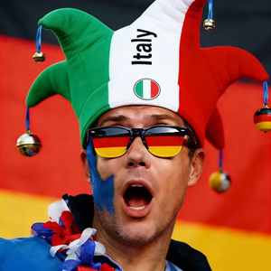 Gorro de Bufón Patriótico Personalizado con Campanas y Gafas de Sol, Conjunto Rojo, Blanco y Azul, Disfraz para Fanáticos del Torneo de Fútbol 2026 - Product Image 6