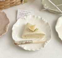 Assiette Créative Jetable Minimaliste en Céramique de 6 Pouces pour Petit-Déjeuner et Dessert – Assiette à Fruits et Petits Plats Froids Haute Sensation