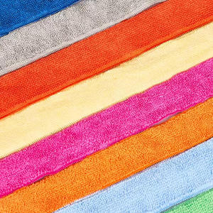 Vente directe d'usine, bande de serpillière en <span class=keywords><strong>microfibre</strong></span> 88% polyester 12% polyamide, rouleau de tissu de serpillière en <span class=keywords><strong>microfibre</strong></span> pour le nettoyage des sols - Product Image 6