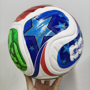 Ballon de football de taille 5, prix bas, haute qualité, cousu en PU, pour l'entraînement et les jeux de loisirs - Product Image 2