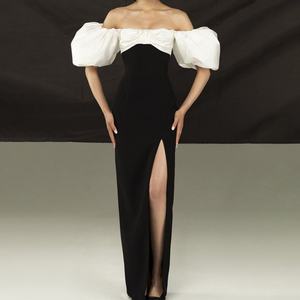 Vestidos de noche de alta gama para mujer, negros, con hombros descubiertos, mangas abullonadas, abertura lateral, patchwork en el pecho y corte ajustado. - Product Image 1