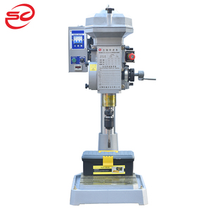 Machine <span class=keywords><strong>de</strong></span> perçage et <span class=keywords><strong>de</strong></span> taraudage automatique <span class=keywords><strong>de</strong></span> type engrenage GT3-231 avec moteur, pompe, roulement, boîte <span class=keywords><strong>de</strong></span> vitesses, composants PLC - Product Image 3