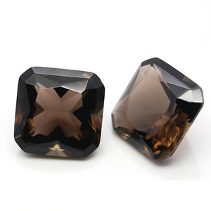 Piedra Sintética Cuadrada de Cristal Ahumado Suelta - Product Image 3