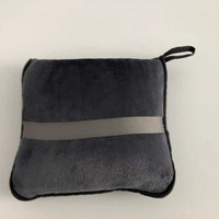 Ensemble d'oreiller et couverture de voyage 2 en 1, tissu molletonné, doux et confortable, portable et pliable, avec housse