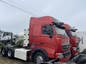Camión Tractor Chino de Servicio Pesado SINOTRUK SITRAK C7H 371-420hp 6x4, Usado, con Motor de GNC/GNL, en Venta - Product Image 4