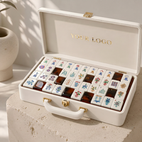 Tuiles de mahjong personnalisées en acrylique cristallin, tuiles gravées, pièces de jeu brillantes blanches et ambrées pour le divertissement de table