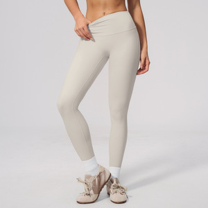 Leggings de sport pour femme, doux et crémeux, respectueux de la peau, taille haute, effet ventre plat, froncé aux fesses, pour la course et le fitness - Product Image 4