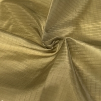 Vente en gros Tissu léger en nylon ripstop 40D tissé uni pour filles Sacs et vestes d'extérieur Tissu coupe-vent