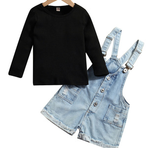 Abbigliamento per Bambini, Nuovo Set per Ragazze con Felpa a Maniche Lunghe in Maglia e Pantaloncini con Bretelle, Vendita all'Ingrosso - Product Image 1