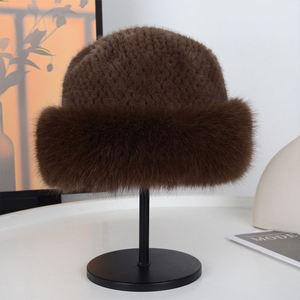 Gorro de Invierno de Piel Sintética Mongola para Mujer, Cálido, Afelpado, Estilo Cosaco, Gorro Grueso con Orejeras, Gorros de Nieve para Mujer, Accesorio para Exteriores - Product Image 3