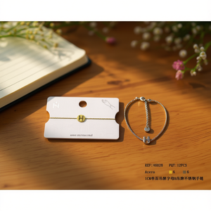 Bracciale in Acciaio Inossidabile con Lettera H, Charm con Etichetta Singola da 1 Cm, Gioielleria Fine - Product Image 3