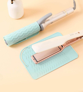 Tapis en silicone résistant à la chaleur pour fer à lisser et fer à boucler, tapis antidérapant de protection thermique, tapis de rangement pour outils de coiffure - Product Image 3