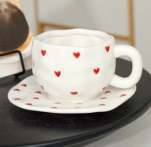 <span class=keywords><strong>Set</strong></span> Creativo di Tazza e Piattino in Ceramica Fatta a Mano, Elegante Servizio da Tè in Stile Ins - Product Image 2