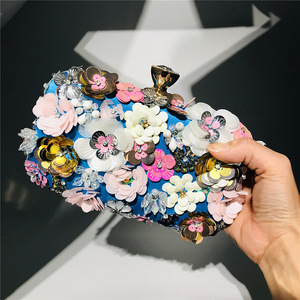 Bolsos de Mano con Flores para Mujer, Elegantes para Bodas y Fiestas, Bolsos de Hombro de Lujo con Cadena para Damas, Bolsos de Noche - Product Image 4