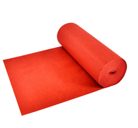 Tapis en rouleau moderne rouge à motif uni en polyester, usage unique pour mariages, épaissi, antidérapant, fabriqué à la machine, utilisation longue durée