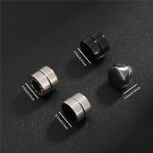 1 Par de Pendientes Magnéticos de Moda, Tipo Clip, Sin Perforación, con Imán Fuerte, Falsos Pendientes de Piercing, Joyería para Mujer y Hombre - Product Image 2