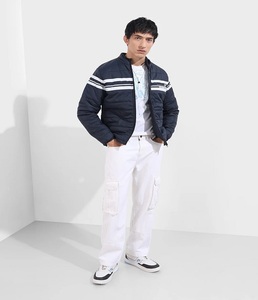 Chaqueta Acolchada Resistente para Aventuras al Aire Libre, Abrigo Aislante y Cálido, Cortavientos para Camping, Senderismo y Estilo Urbano - Product Image 1