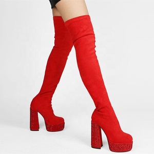 Bottes longues en daim extensible rouge vif 2022, à talon épais et plateforme, avec rivets et clous, bottes montantes à talon haut, au-dessus du genou, pour l'hiver, taille 45 - Product Image 5