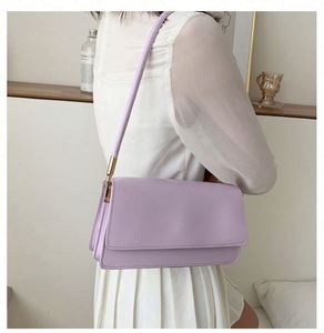 กระเป๋าถือสะพายไหล่ทรงสี่เหลี่ยมเล็ก รุ่น I-0330 แฟชั่นใหม่ สีพื้น ทำจากวัสดุ PU กันน้ำ สำหรับผู้หญิง ฤดูใบไม้ผลิ ฤดูร้อน ฤดูใบไม้ร่วง ฤดูหนาว - Product Image 3