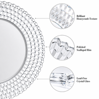 Assiettes de présentation en verre texturé nid d'abeille de 13 pouces en gros, sous-assiettes en cristal sans plomb pour événements de mariage de luxe en vrac