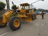 Niveleuse Caterpillar 12G d'occasion, modèle 2022, moteur Cat 3306, 150-160 CV, origine USA, pompe de construction robuste