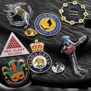 Fabricante de pines de solapa de metal de aleación de hierro y zinc, con logotipo fundido, epoxi, para sombreros y ropa, con impresión UV y esmalte personalizado - Product Image 1