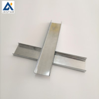 Profilés métalliques pour plafonds suspendus, accessoires pour plaques de plâtre