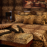 Camas de lujo tamaño King con estampado de leopardo, cama cómoda salvaje Italiana Moderna, muebles de dormitorio de madera maciza para uso doméstico