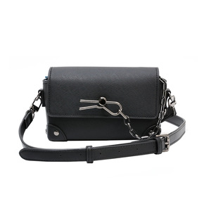 Sac bandoulière carré pour homme en cuir PU avec bouton magnétique, durable et élégant – Sac de messager - Product Image 3