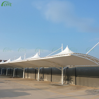 Abri de voiture en membrane tendue Lyfe sur mesure, tissu PVDF haute résistance