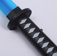 Jouets de cosplay originaux, épées de ninja samouraï LED avec sons, sabre laser lumineux, couteau jouet LED de haute qualité, alimentation par piles AAA