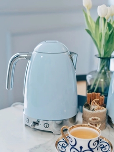 Hervidor Retro Italiano Estándar Europeo en Stock, para Preparar Té con 7 Ajustes de Temperatura, para Uso Doméstico - Product Image 1