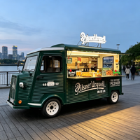 Camion à café motorisé entièrement équipé avec équipement à café italien, construction en fibre de verre pour les cafés expresso, les événements et la restauration