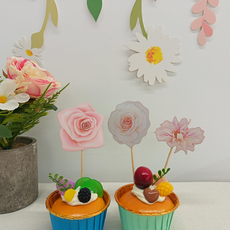 Topper de pastel dorado * 12 piezas