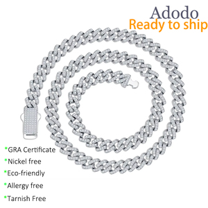 Collier chaîne cubaine 8 mm en argent 925 certifié, avec fermoir boîte, moissanite à feu intense, coupe idéale, style Club Essential, certifié Gender-Fluid - Product Image 1