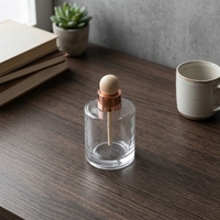 Bouteilles diffuseurs à roseaux en verre transparent de 50 ml en gros avec bouchons en bois, surface givrée, imprimées, vides, pour huiles essentielles, parfums et décoration intérieure