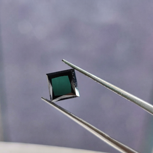Diamants noirs naturels de taille princesse, qualité excellente, polis, certifiés IGI, qualité AAA, dureté 10 Mohs, 0,50-10,00 carats - Product Image 1